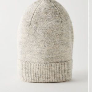 Aritzia Floppy Cuffed Beanie